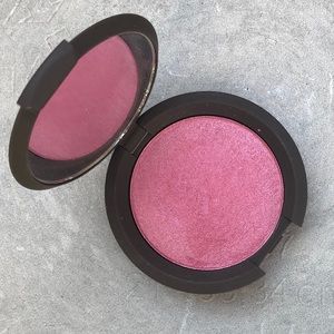 Becca Luminous Blush